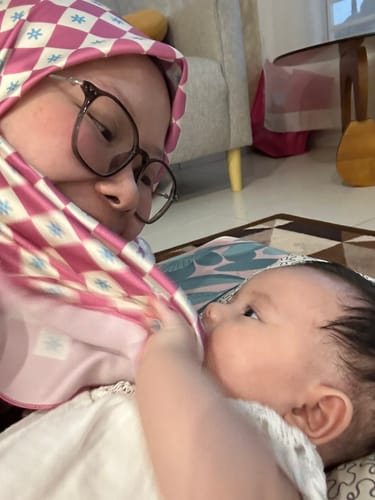 Customer photo review of Monogram Square (Pink)