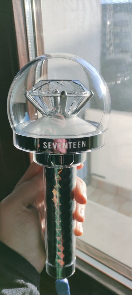 Customer photo review of SEVENTEEN - OFFICIAL LIGHT STICK VER.3