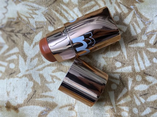 Customer photo review of O.TWO.O GLOW COLOR BOUNCE MOUSSE BLUSH