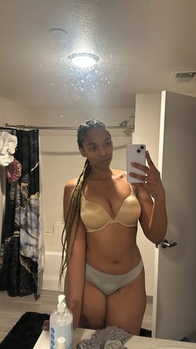 Customer photo review of PBL PUSH-UP BRA