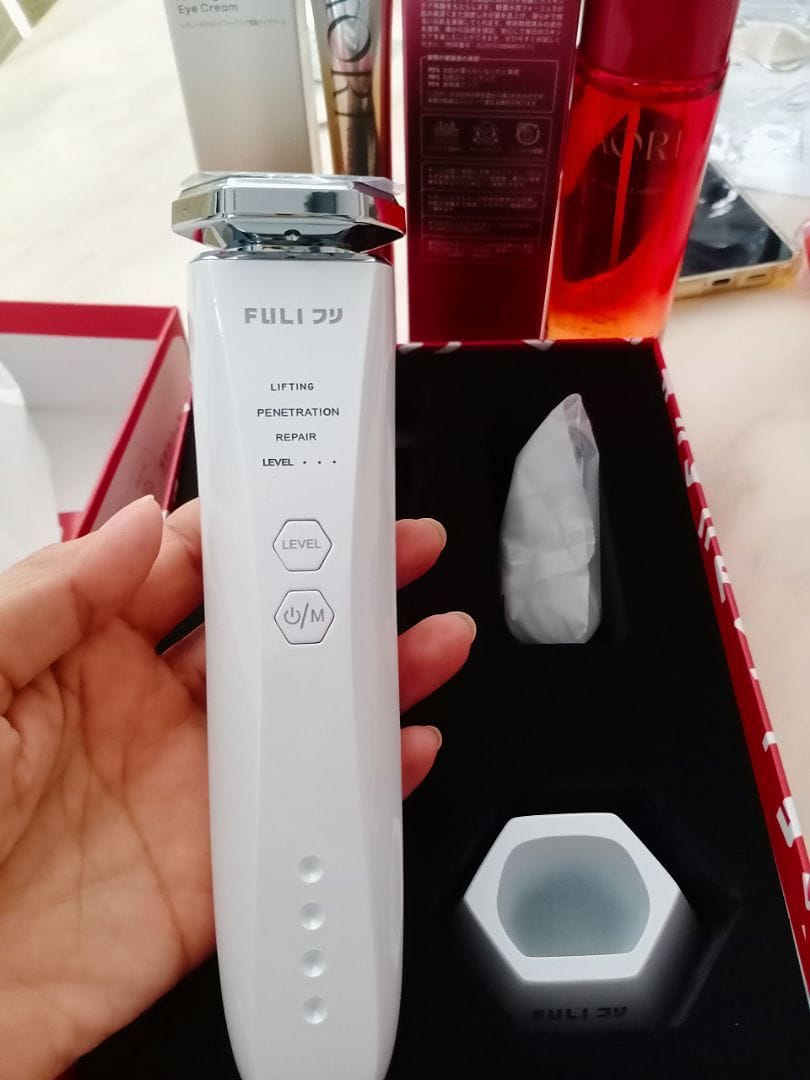 Customer photo review of Re-Aging เครื่องยกกระชับใบหน้า ด้วยคลื่นความถี่วิทยุสลายไขมัน Ultra RF/EMS | Re-Aging Ultra RF/EMS Skin Tightening Device