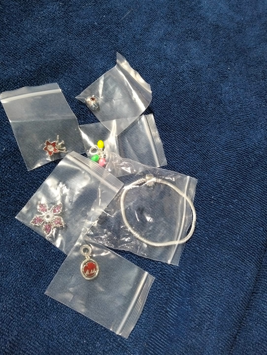 Customer photo review of Pulsera Cola de Raton