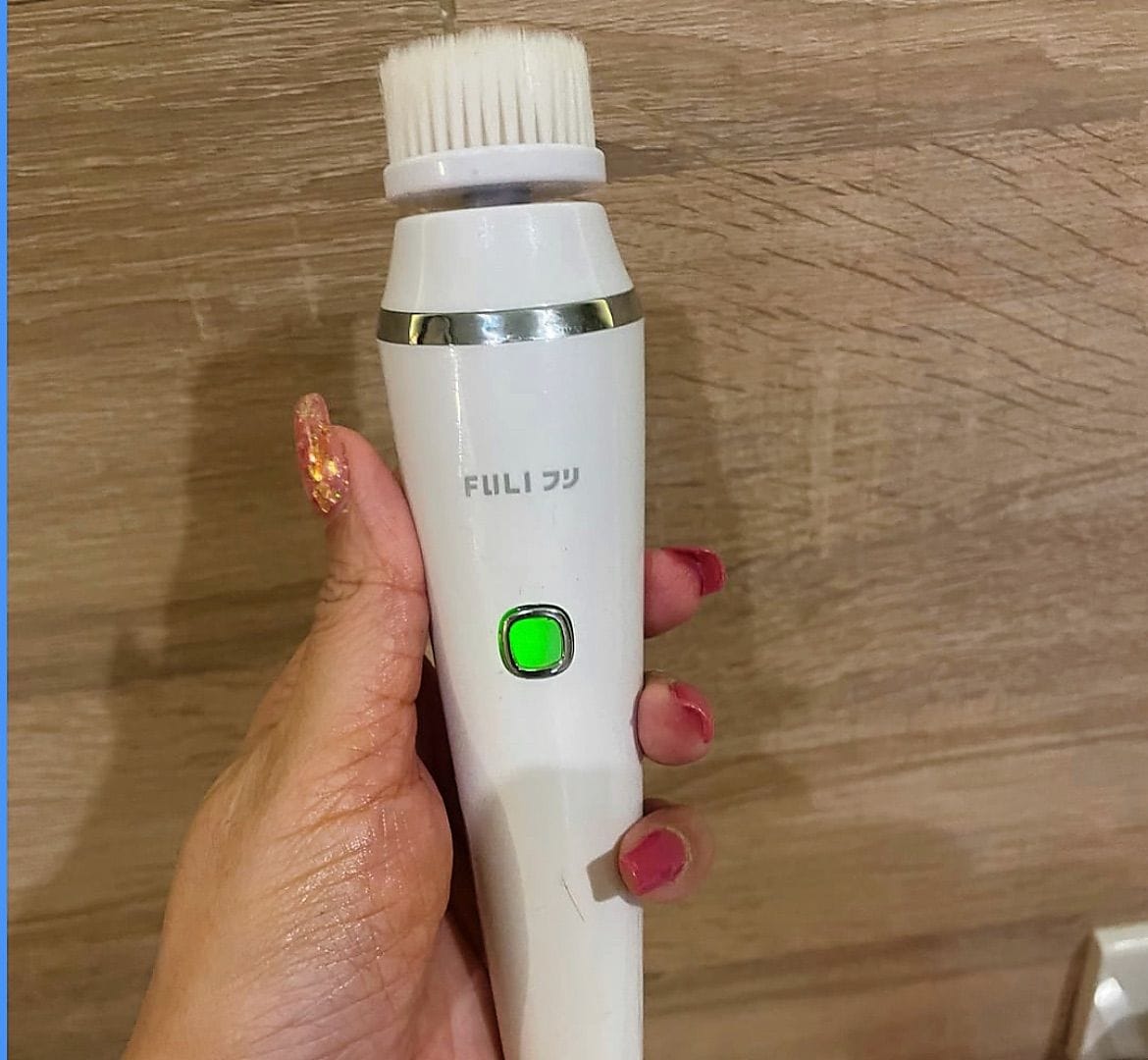 Customer photo review of เครื่องล้างหน้าไฟฟ้าโซนิค | FULI Sonic Facial SPA Cleansing Brush