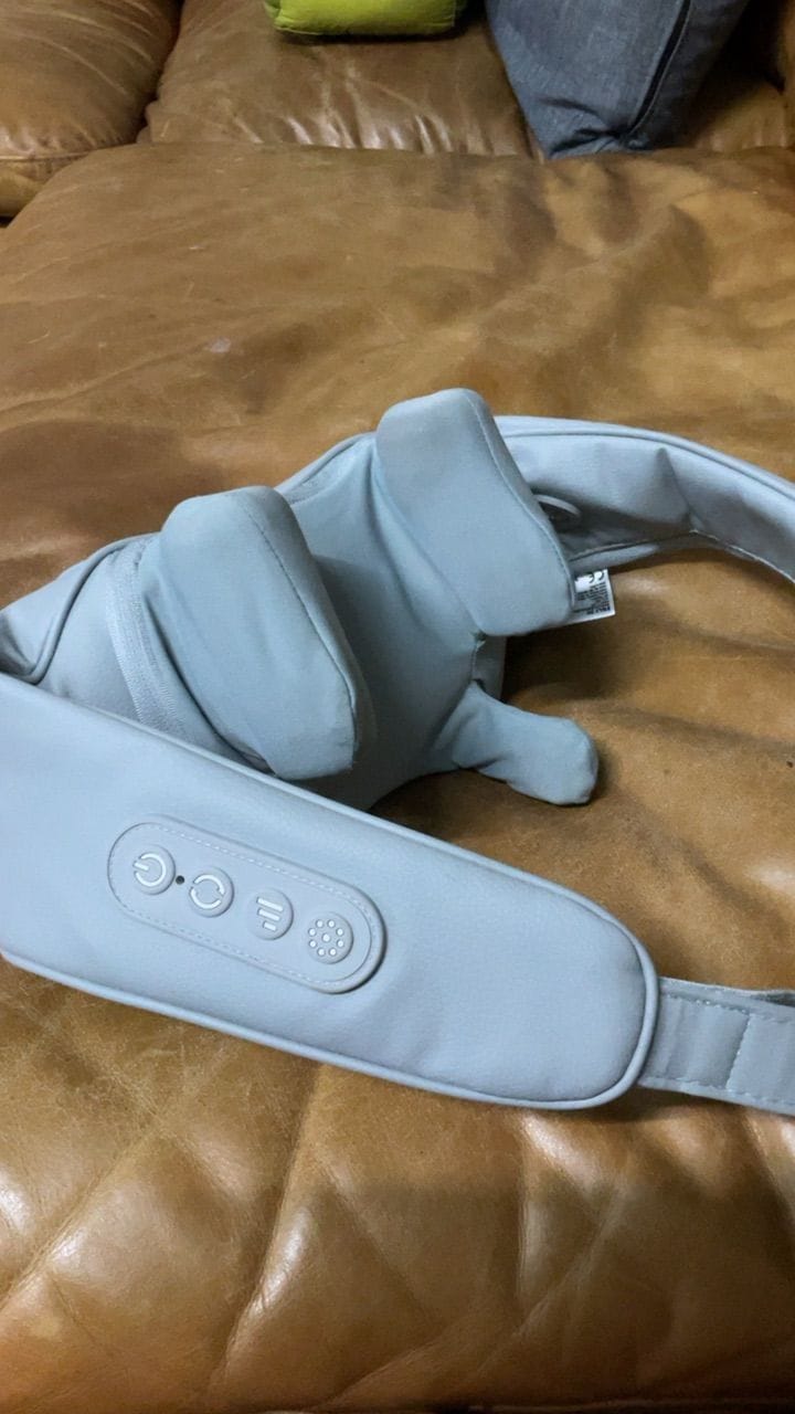 Customer photo review of เซตนวดคอบ่าไหล่ฟินสบายหน้า | FULI Neck and Shoulder Massager + FULI Natural Stone Electric Gua Sha
