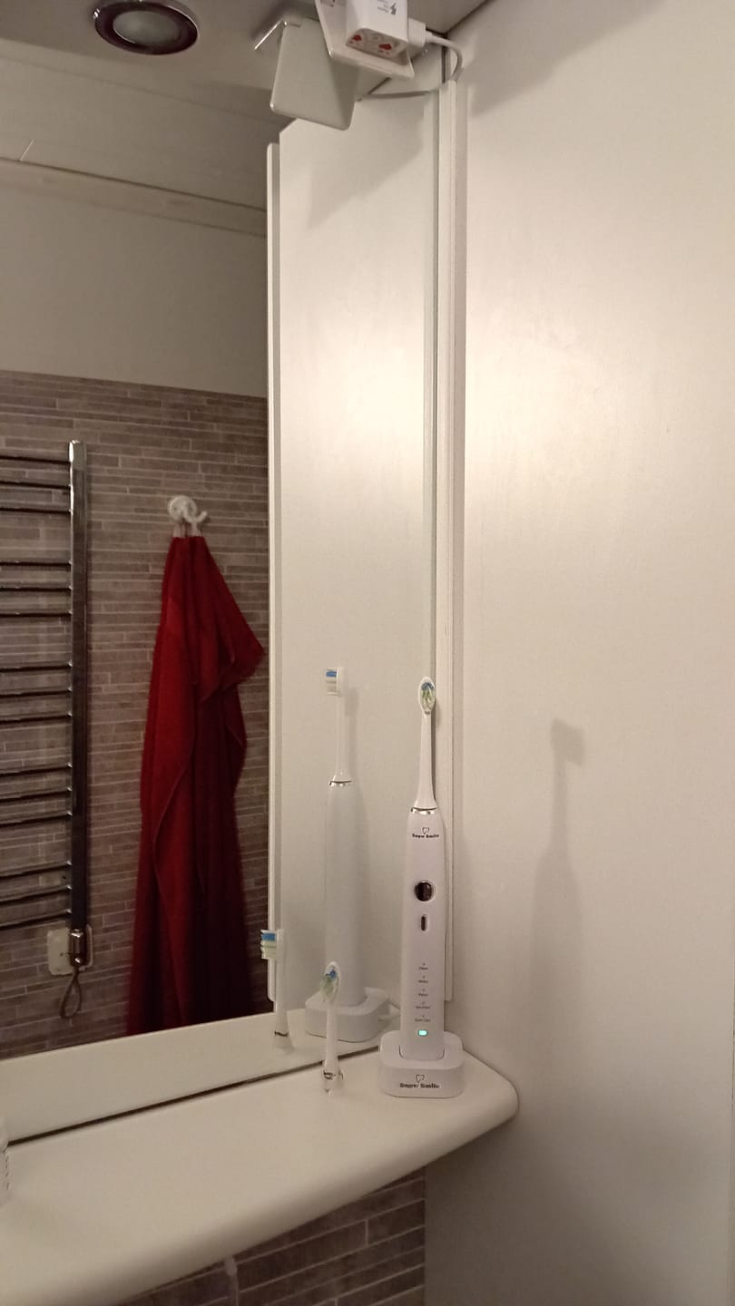 Customer photo review of Snow Smile® Sonic elektrisk tandborste och vattenflosser i kombination