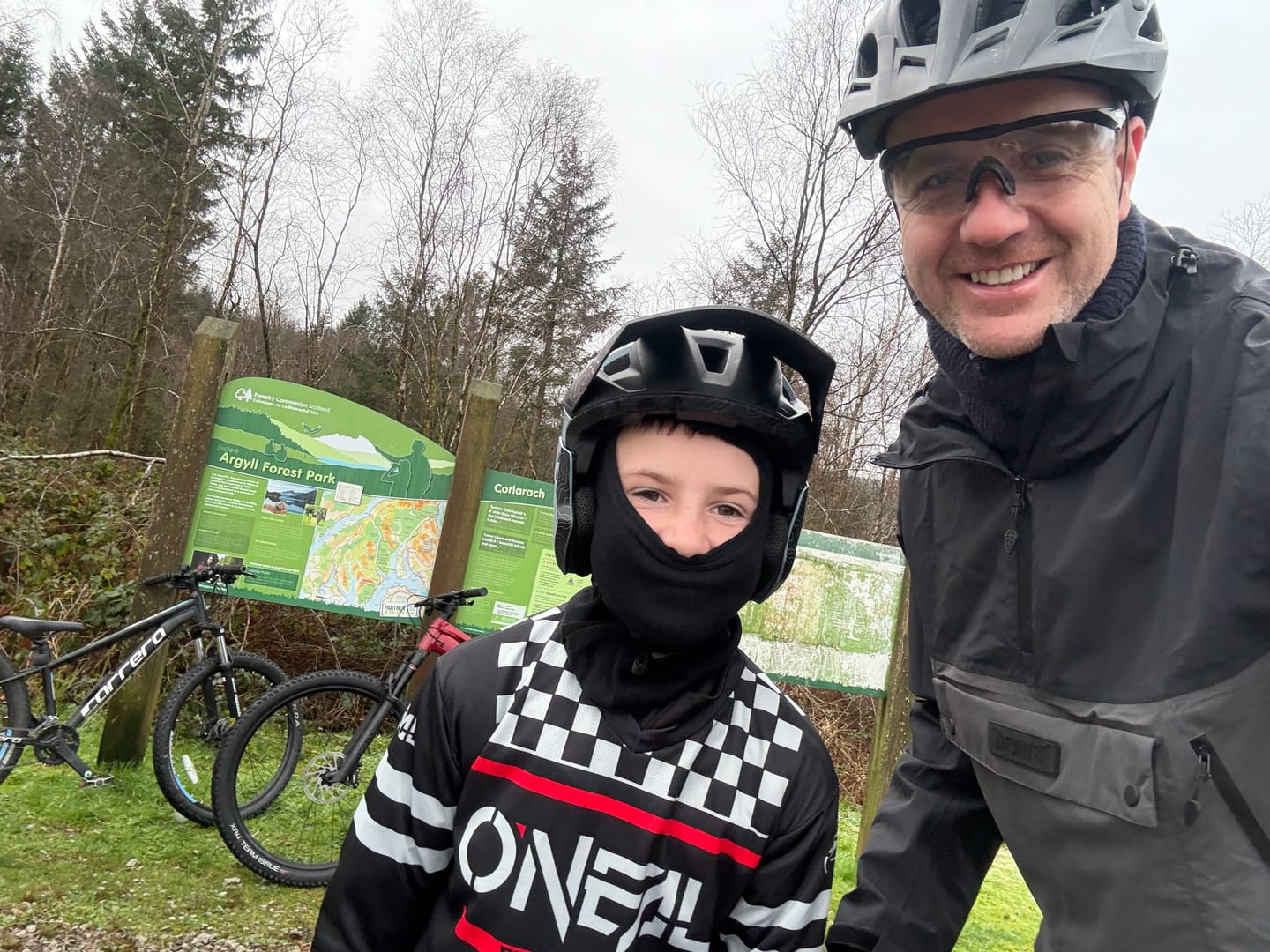Customer photo review of Ripknot™ | Waterproof Anorak | Stealth Grey