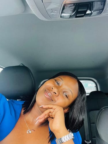 Customer photo review of Brazilian BLUSH 10A Bob Lace Wig - 12"