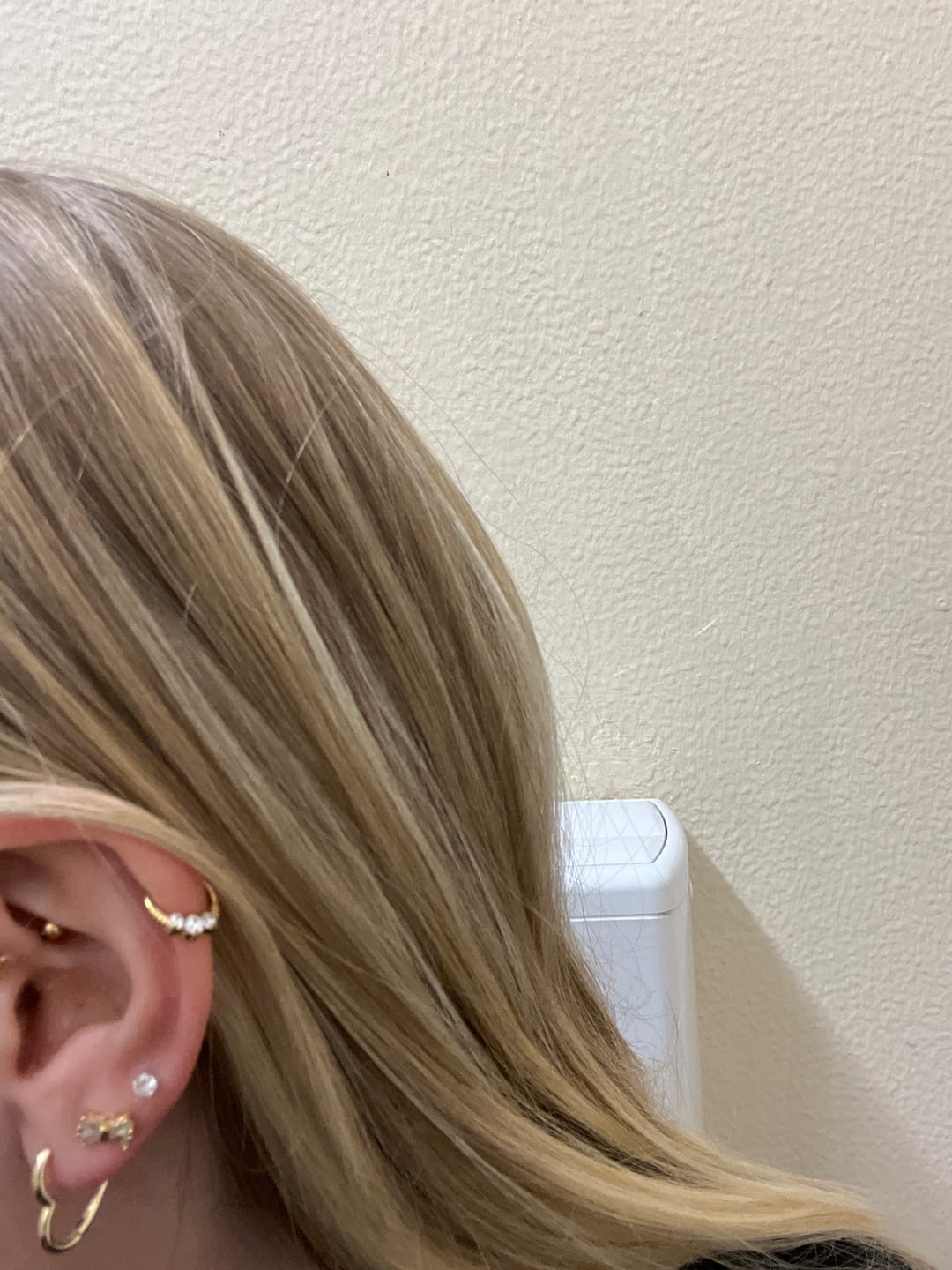 Customer photo review of Bianca Clicker Piercing | Chirurgenstahl