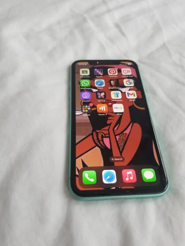 Customer photo review of Apple iPhone 11 Refurbished SIM Free Unlocked