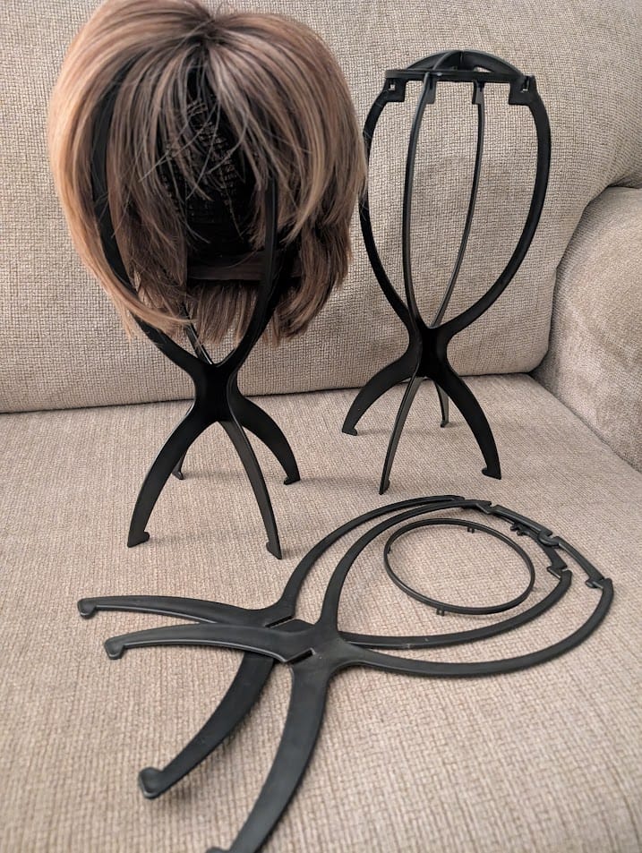 Customer photo review of WIG DRYING STAND