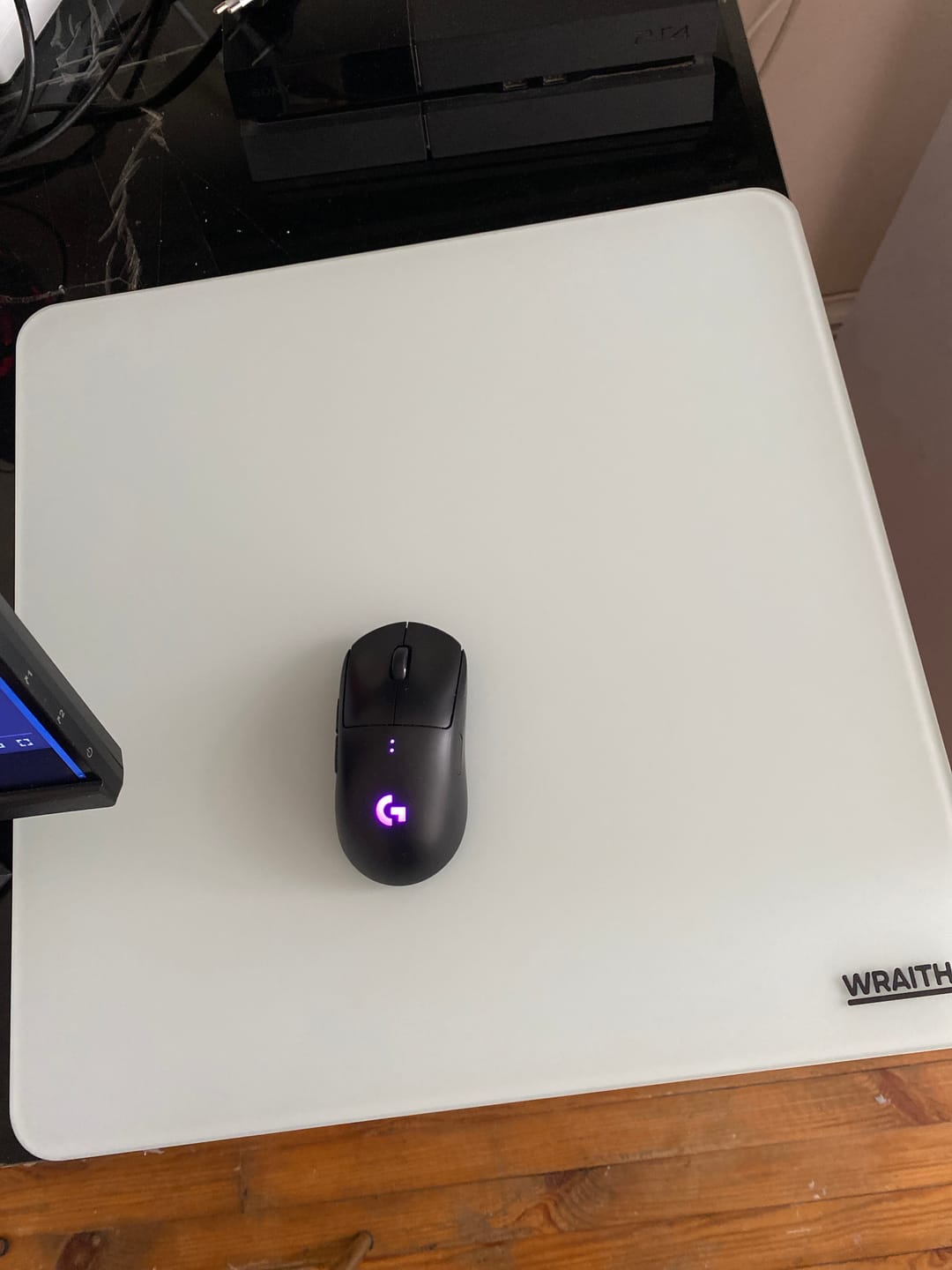 Customer photo review of Wraith Cosmic Glass V2 Cam Mousepad