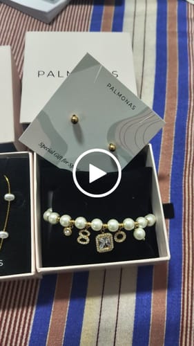 Customer video review of Pearl Perfection Gold Chain Necklace
