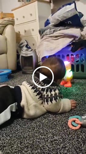 Customer video review of DuckyDancer - Interactive Dancing Duck