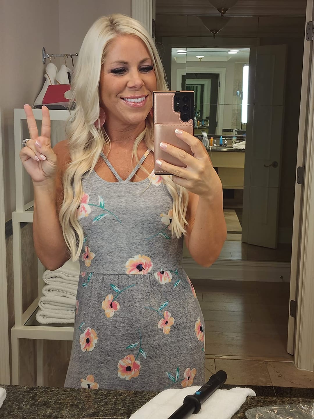 Customer photo review of Flat Silk Weft Virgin Human Hair Extensions White Blonde (#1000)