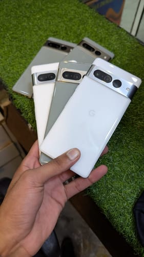 Customer photo review of Nivea Women Invisible Black & White Fresh Roll On 50ml