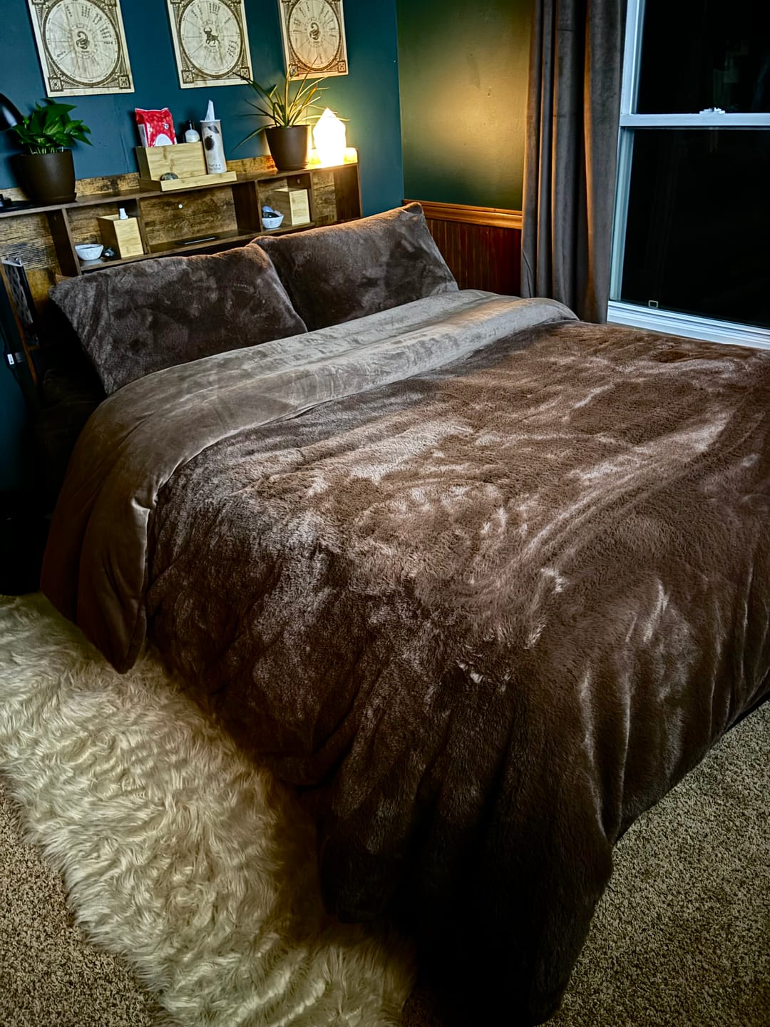Customer photo review of CYRA Long Velvet Bedding Set