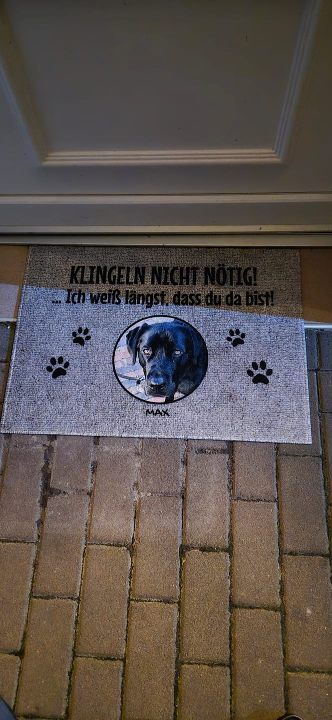Customer photo review of Klingeln nicht nötig mit Foto - individuelle Fußmatte