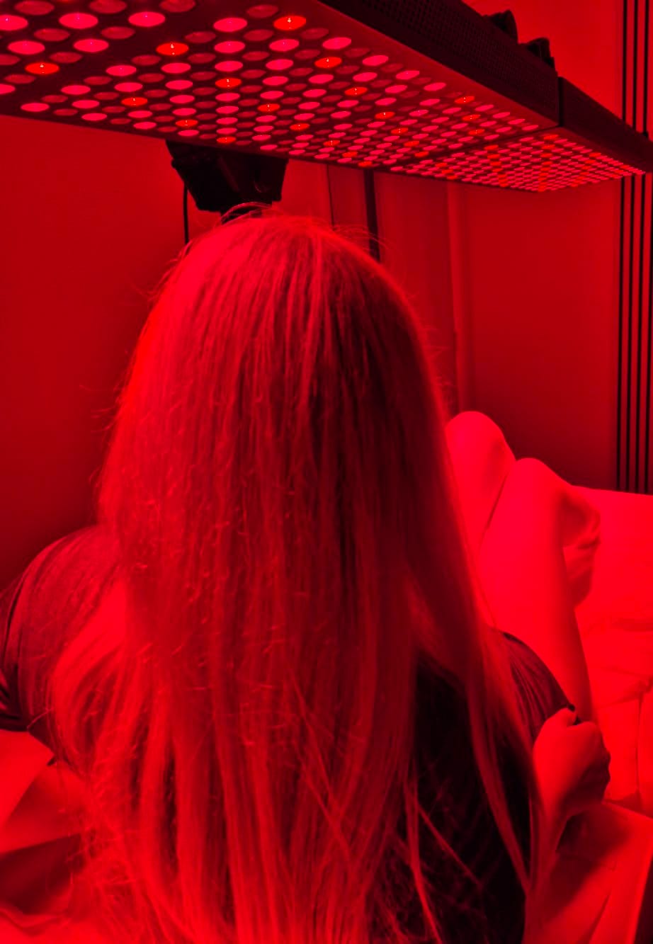 Customer photo review of bodybud™ Mega NIR Red Light Wall