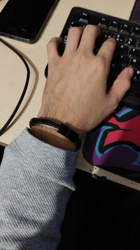 Customer photo review of Brazalete Cable  y Piel Trenzada