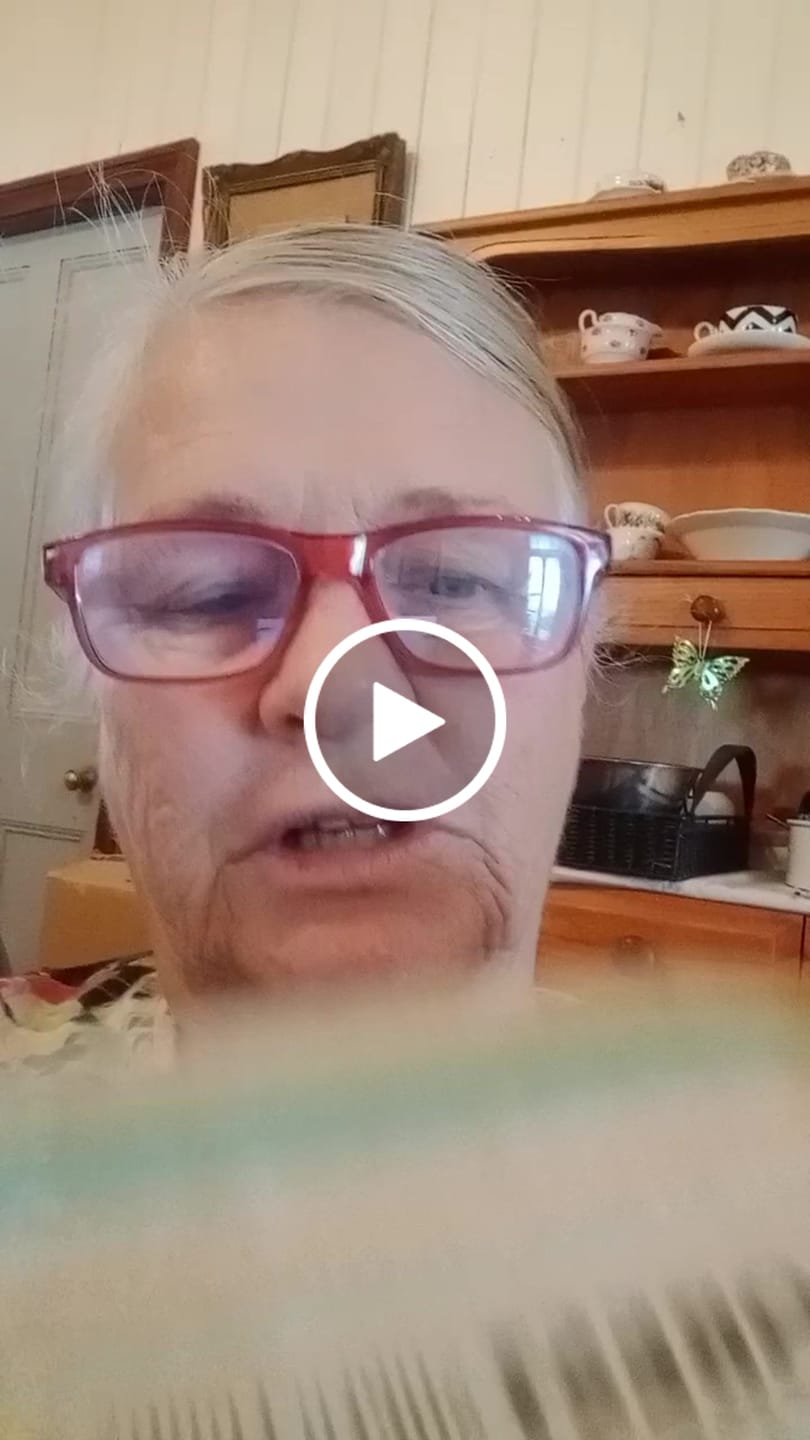 Customer video review of Organic Moringa Leaf Powder