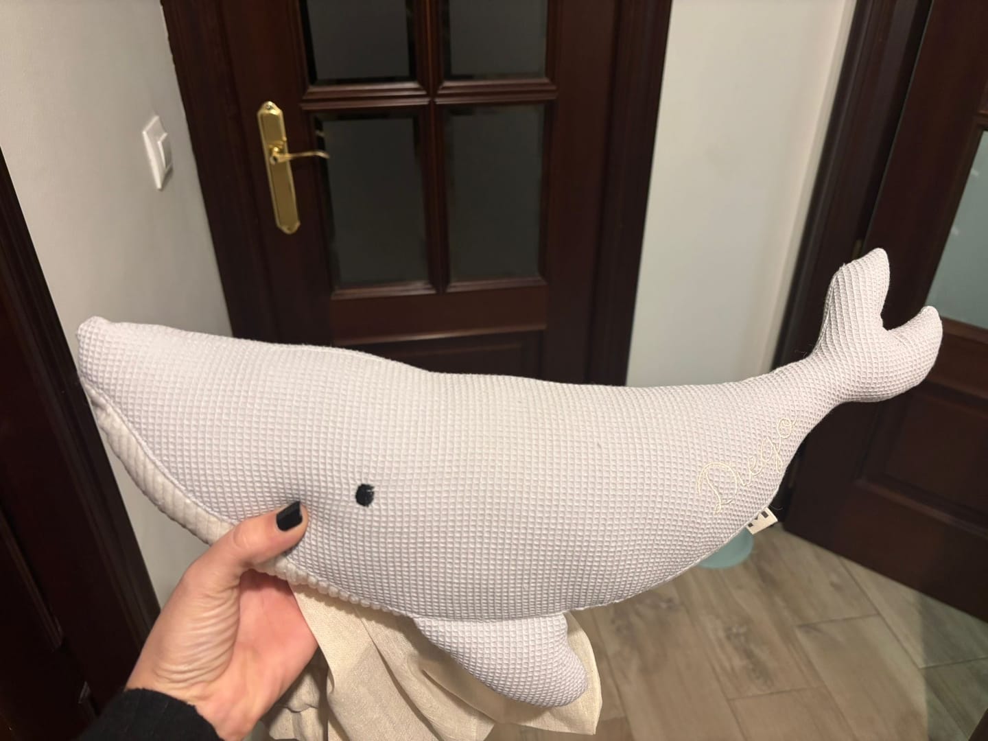 Customer photo review of Peluche ballena Susi - azul