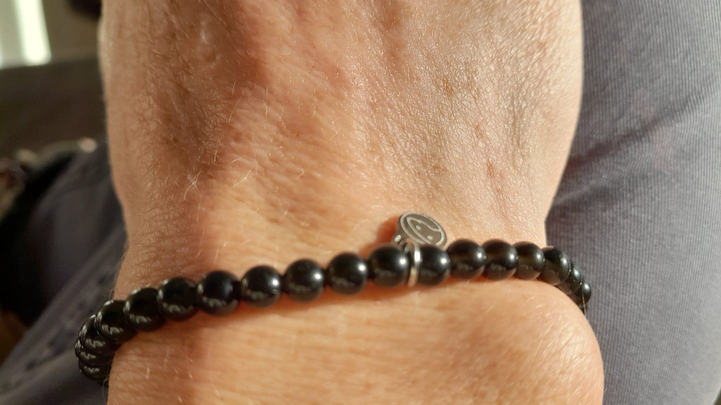 Customer photo review of Obsidian Bracelet Mini