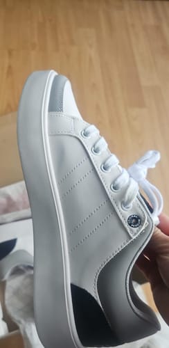 Customer photo review of Tenis Style Lissa Blanco-Marino