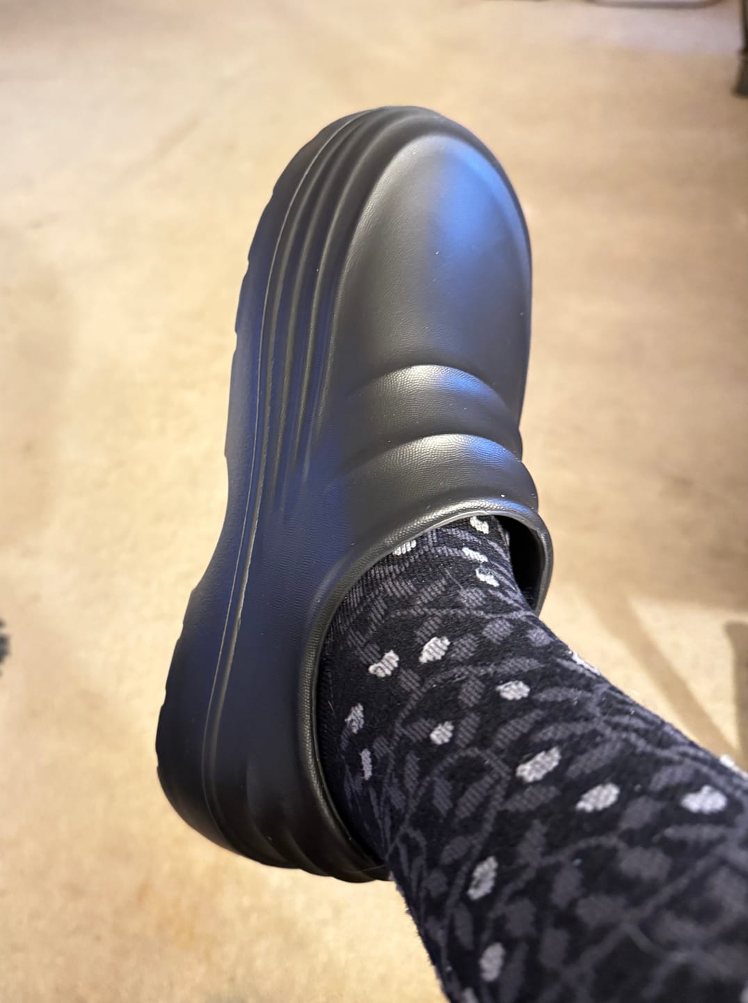 Customer photo review of Torrey Classic - Healthy & Non-Slip Comfort Clogs