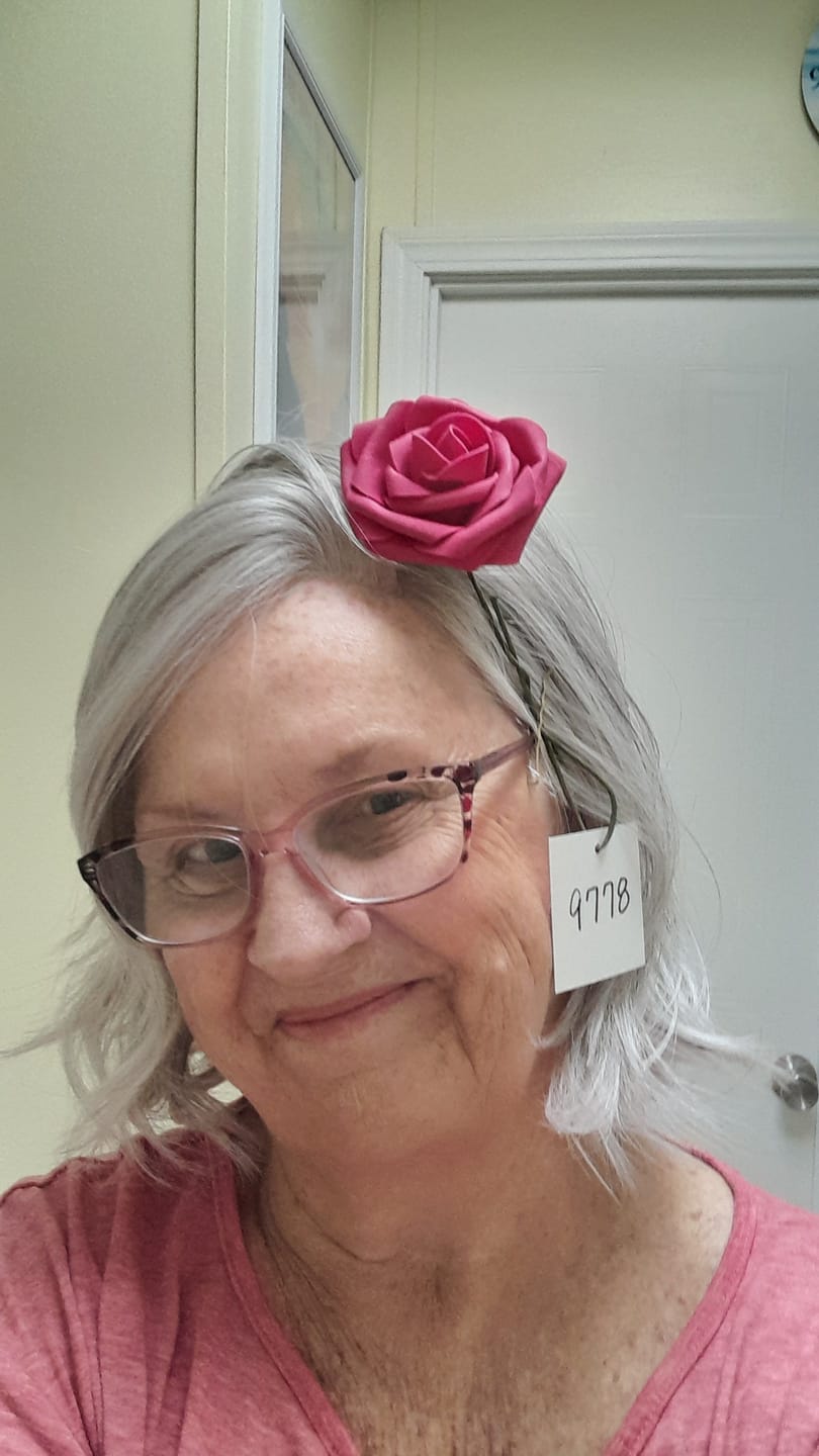 Customer photo review of CALLING COMPLIMENTS - Burnished Snow