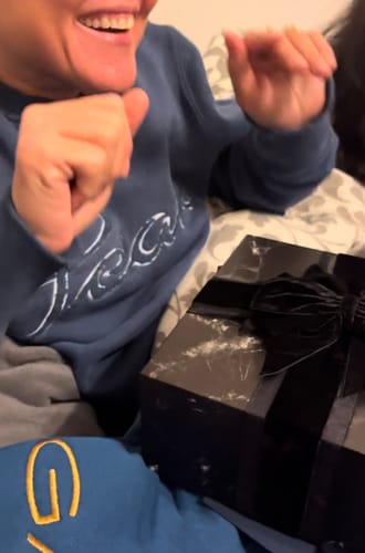 Customer photo review of Lyxig Gratitude box - Evighetsrosor - Djupets Marmor