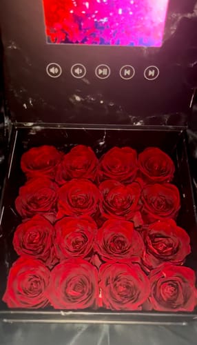 Customer photo review of Lyxig Gratitude box - Evighetsrosor - Djupets Marmor