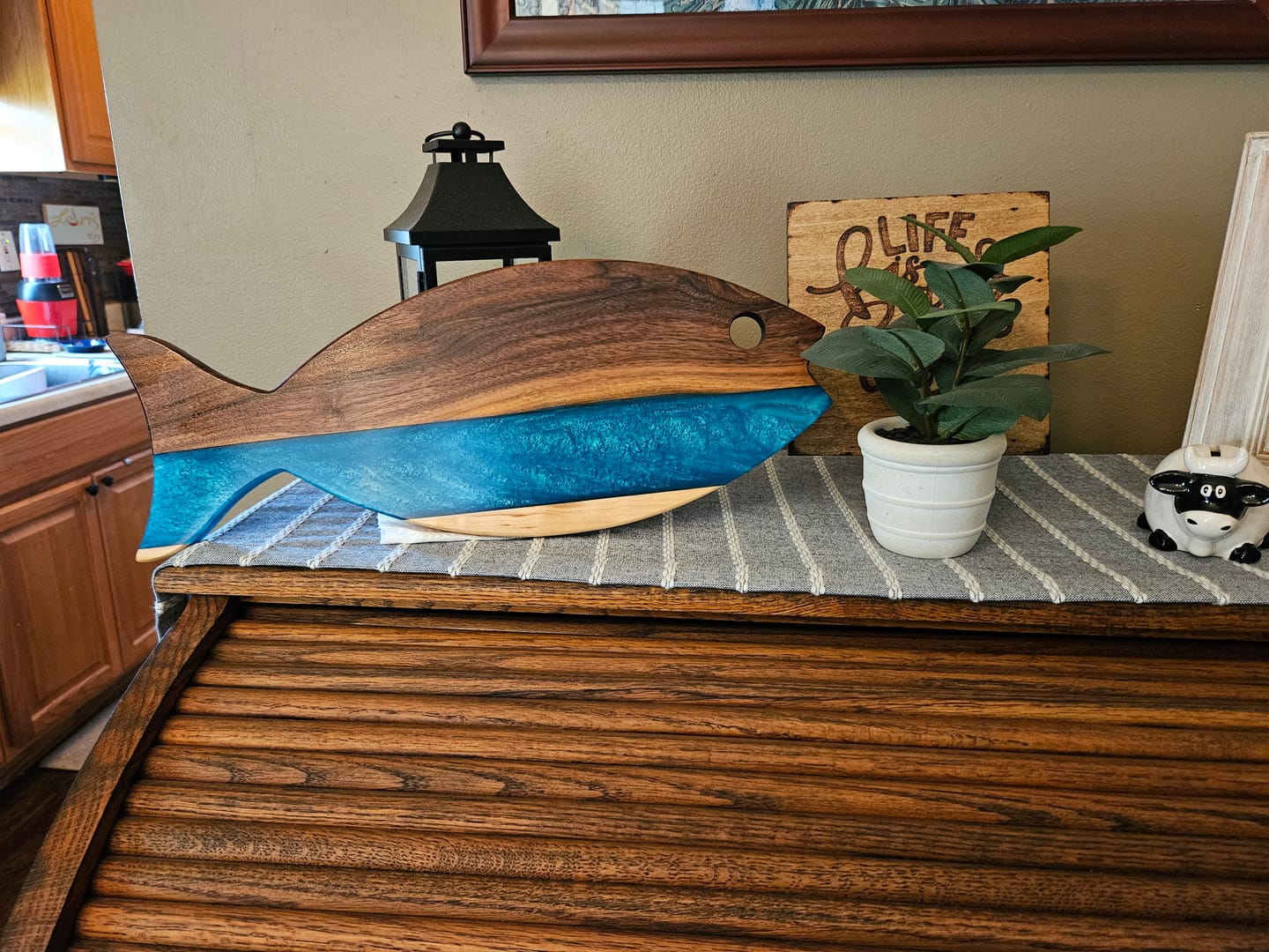 Customer photo review of 18x7" Simple Fish Shaped Serving Board Acrylic Router Template