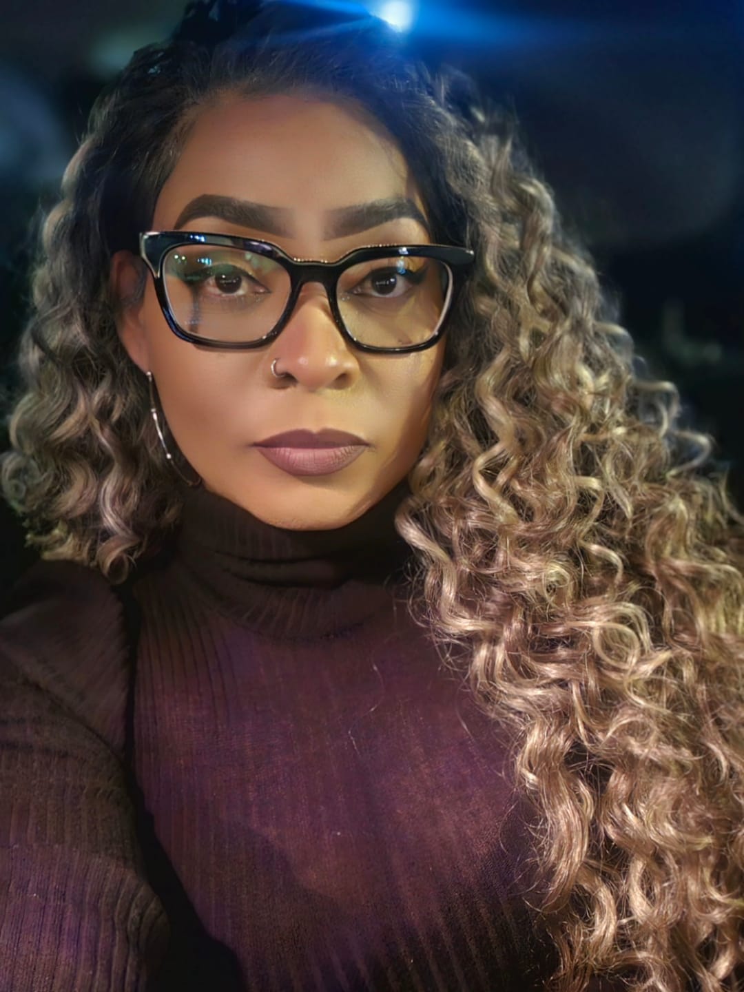 Customer photo review of Outre Perfect Hairline True Frontal Glueless Fully Hand-Tied 13x6 Pre-Shaped HD Lace Front Wig - PEAK 703
