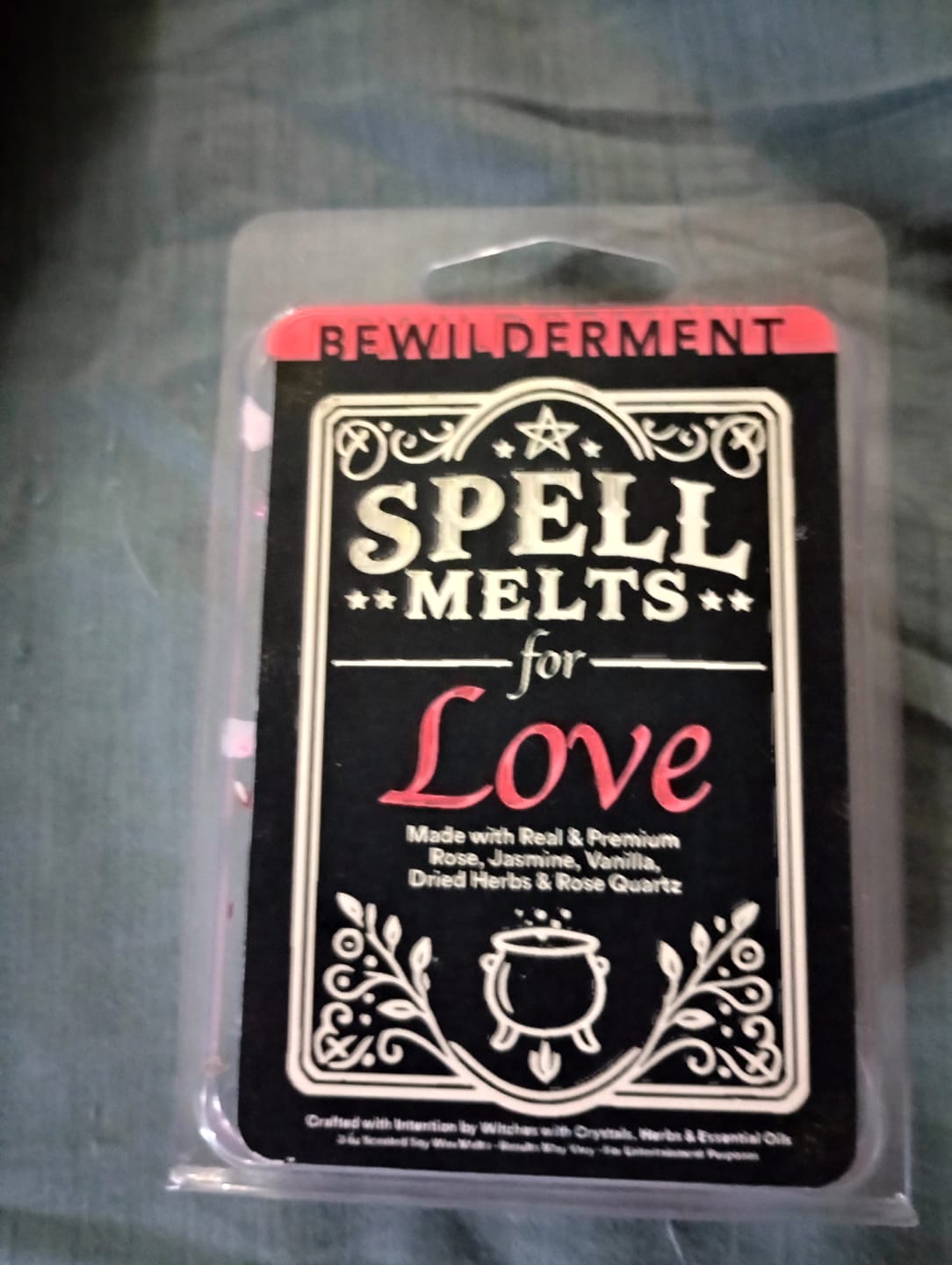 Customer photo review of Spell Melts for Love Wax Melts