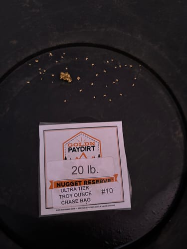 Customer photo review of Ultra Tier 20lb Top Secret CHASE FOR TROY OUNCE Dirt - Nugget Reserve - Gold Paydirt Concentrate