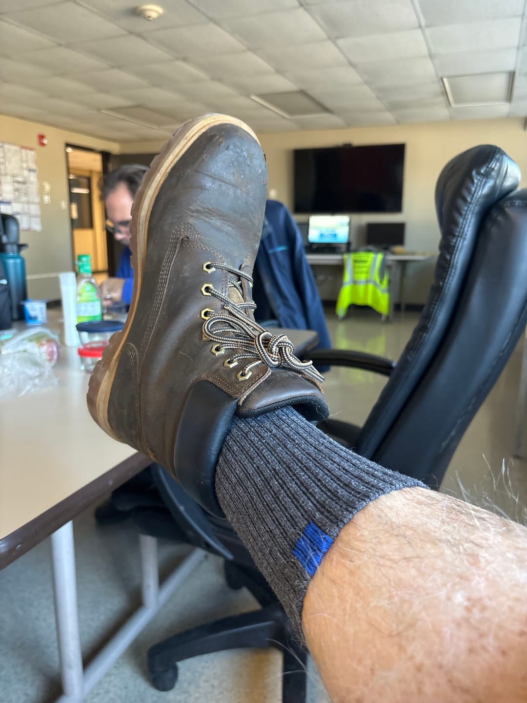 Customer photo review of Bluepacca Alpaca Socks