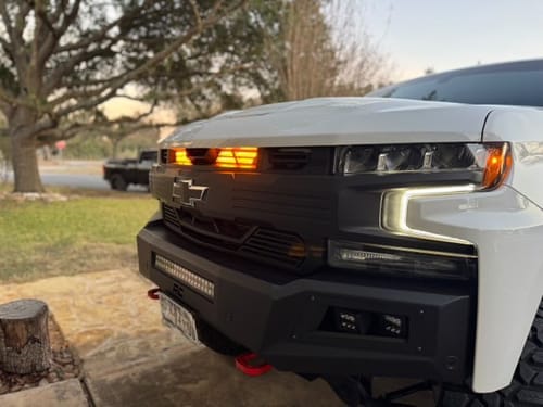 Customer photo review of Armor Grille W/ Amber Lights & Emblem Holder - Matte Black For 2019-2021 Chevy Silverado 1500