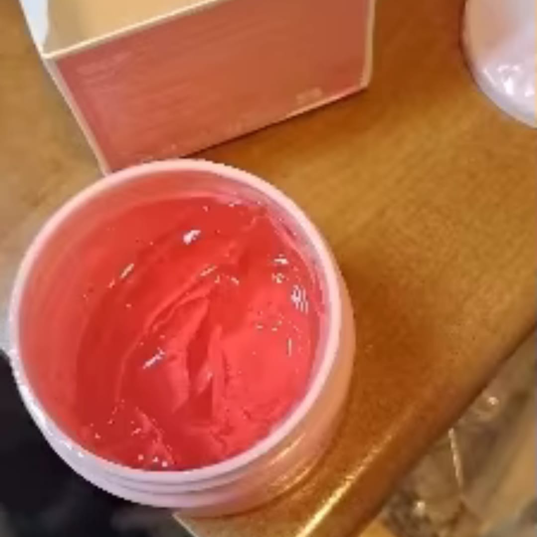 Customer photo review of The Naked Skin™Collagen Jelly Cream