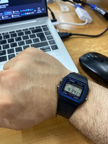 Customer photo review of Reloj Casio Vintage F-91W-1DG Clásico Líneas Azules