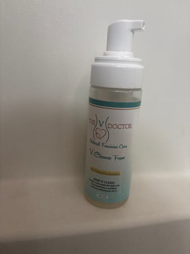 Customer photo review of V-CLEANSE ANTIBACTERIAL INTIMATE WASH "Keep It Clean"