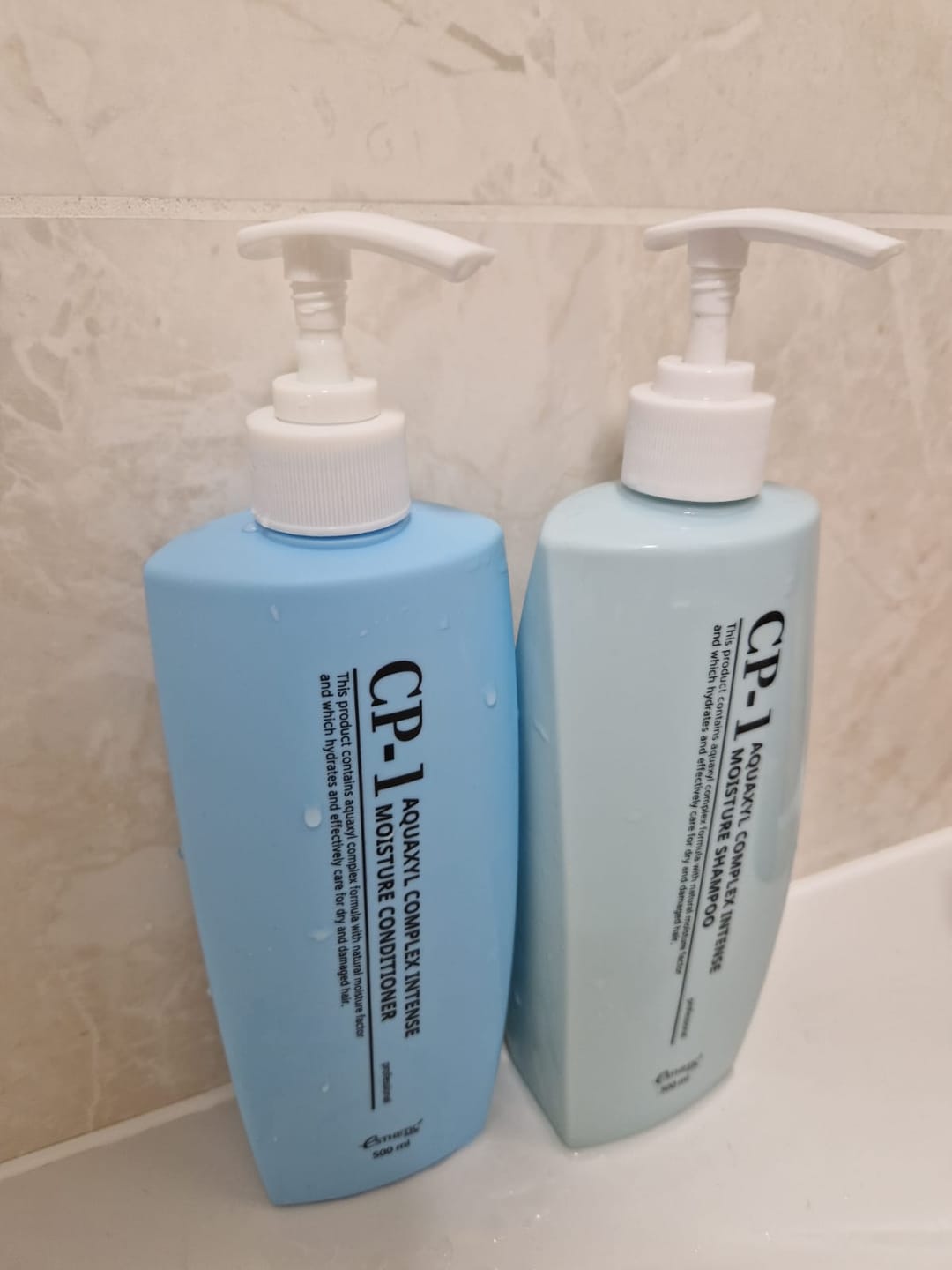 Customer photo review of Mitrinošs šampūns ar akvaksilu sausiem matiem CP-1 Aquaxyl Complex Intense Moisture Shampoo