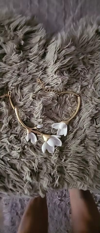Customer photo review of Blooming Magnolia Retro Flower Necklace