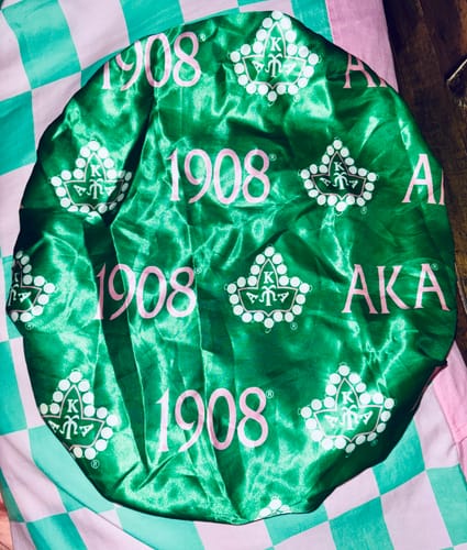 Customer photo review of AKA Hair Bonnet