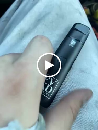 Customer video review of FVKD HYPNOTIQ DIAMOND SAUCE DISPOSABLE | 3.5g