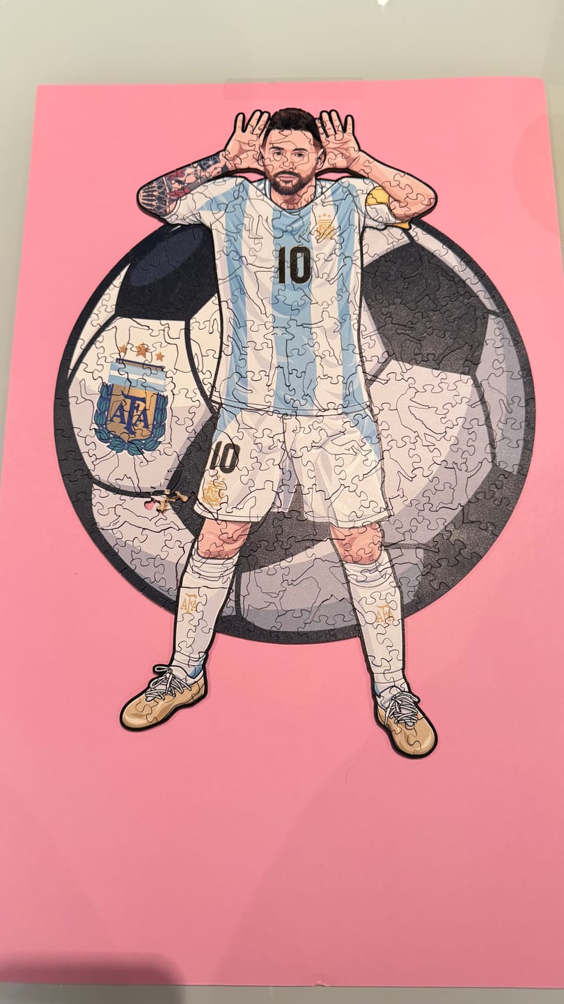 Customer photo review of Lionel Messi - Wooden Puzzle