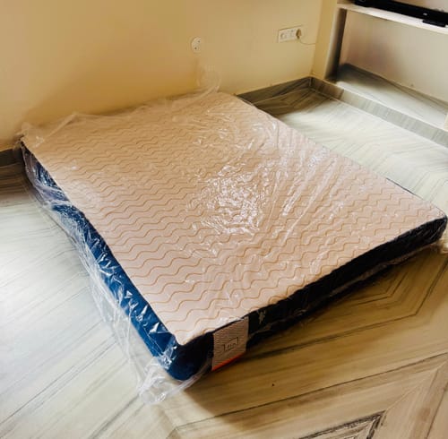 Customer photo review of Flo mattress 8inch