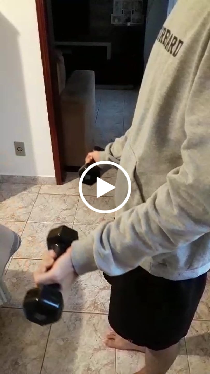 Customer video review of Halter Dumbbell Sextavado Emborrachado