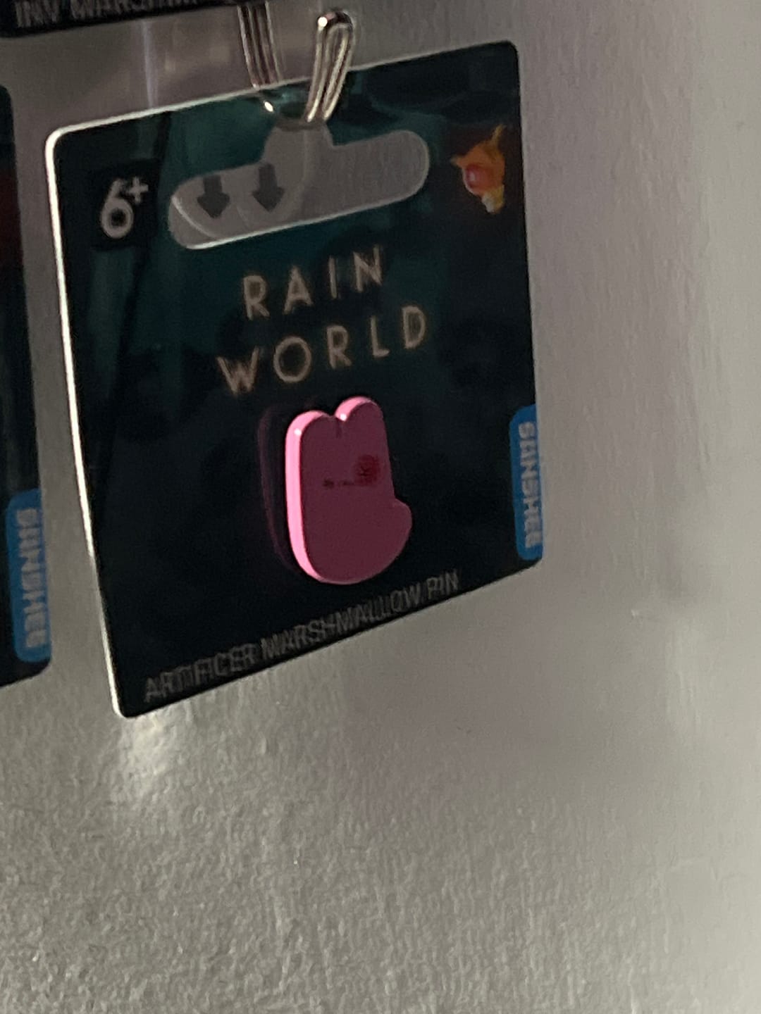 Customer photo review of Rain World - Artificer Marshmallow Mini Pin