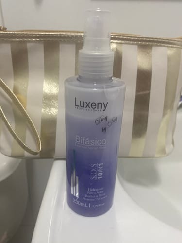 Reseña con foto de un cliente sobre Spray Bifásico 10 en 1 230 ml