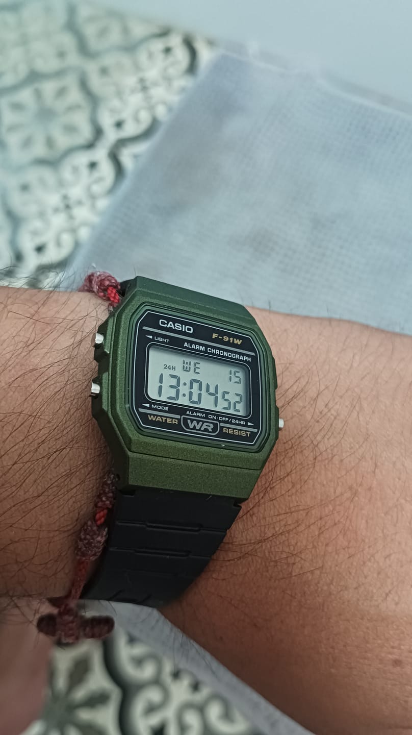 Customer photo review of Reloj Casio Vintage F-91WM-3ADF Verde/Negro